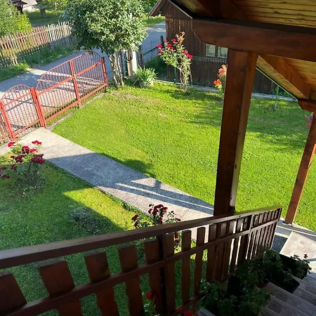 Mira Apartamento Kremna